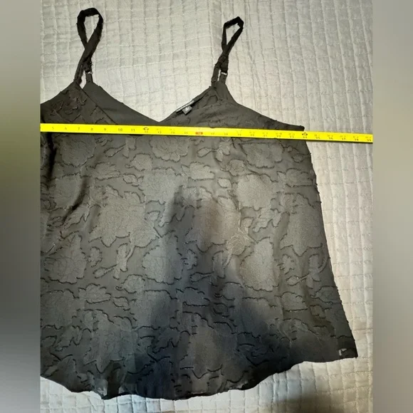 Torrid Sleeveless Blouse - Picture 6 of 7